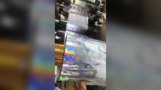 Production d'autocollants hologrammes personnalisés | Usine d'étiquettes de sécurité | Fabricant d'étiquettes holographiques OEM