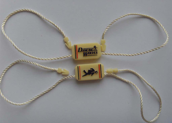acheter Gravez les HANCHES en refief en plastique d'impression de feuille d'or de vêtement d'étiquettes de ficelle de logo promotionnelles online manufacture