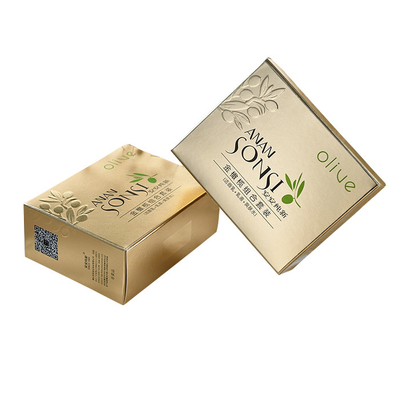 Un bon prix. Usine de boîte en relief personnalisée d'emballage de boîte de papier cosmétique d'or de luxe imprimée en ligne