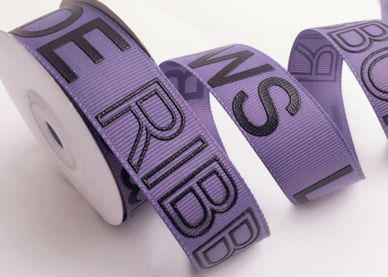 Un bon prix. Ruban gros grain personnalisé imprimé sur mesure avec logo 3D en relief pour la marque de luxe en ligne